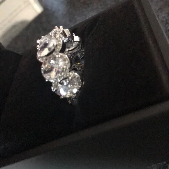 The “Traci” Oval Lab Created Diamond Pave Band - Picture 6 of 6